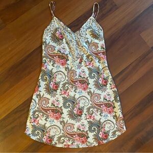 Victoria’s Secret gold label, paisley, medium nightgown, lingerie, lace floral